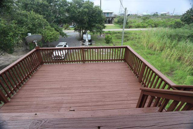 192 Walnut, Grand Isle, LA 70358