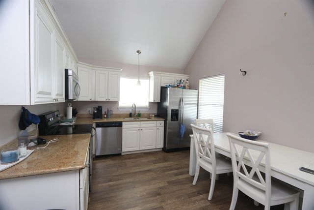 192 Walnut, Grand Isle, LA 70358