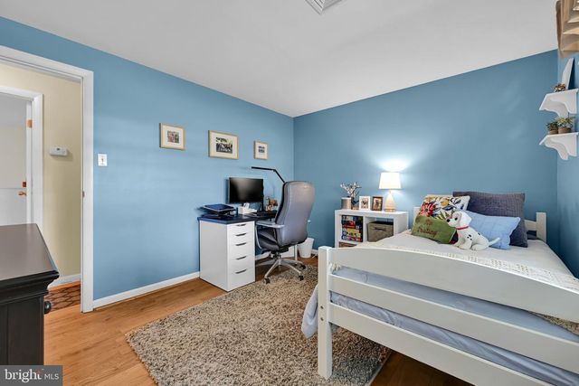 8 SYCAMORE RD, Hummelstown, PA 17036