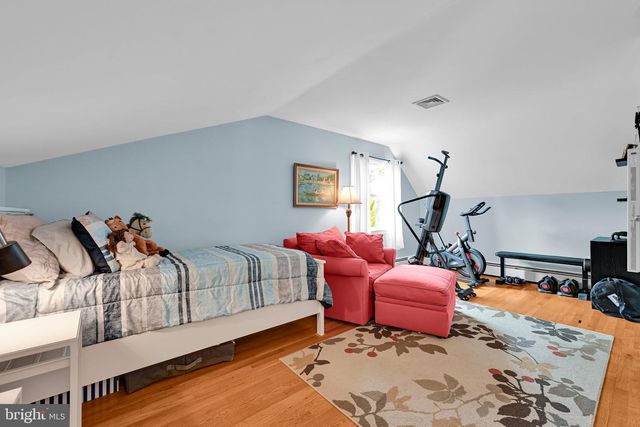 8 SYCAMORE RD, Hummelstown, PA 17036