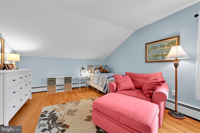 8 SYCAMORE RD, Hummelstown, PA 17036