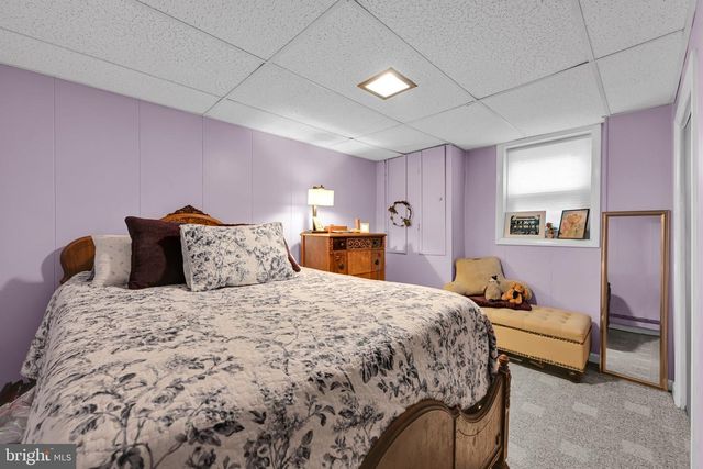 8 SYCAMORE RD, Hummelstown, PA 17036