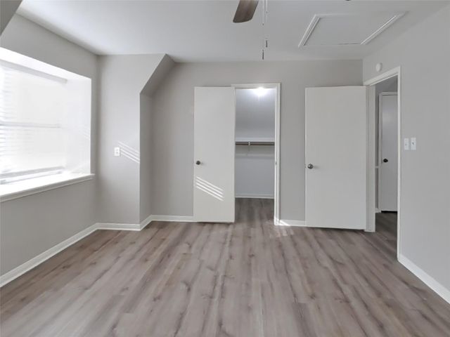 5523 Foresthaven Drive, Houston, TX 77066