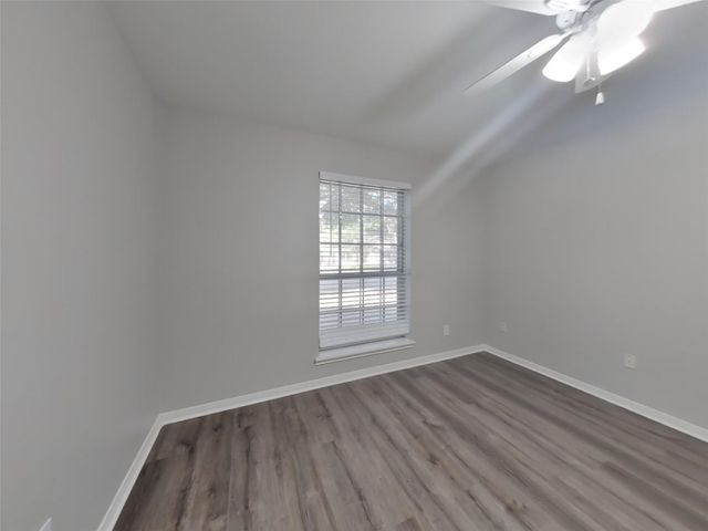 5523 Foresthaven Drive, Houston, TX 77066