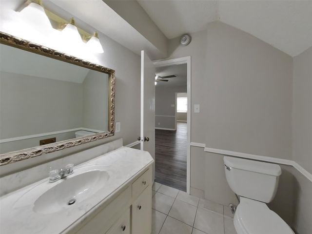 5523 Foresthaven Drive, Houston, TX 77066