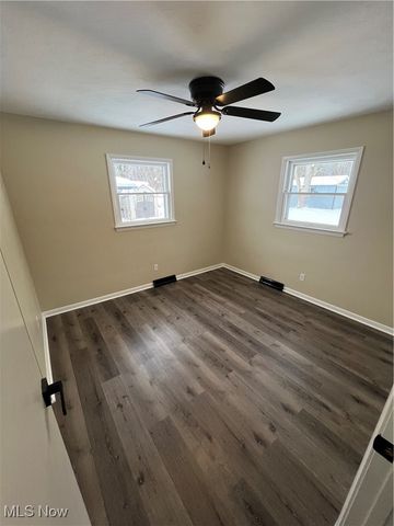 653 Chapel Lane, Campbell, OH 44405