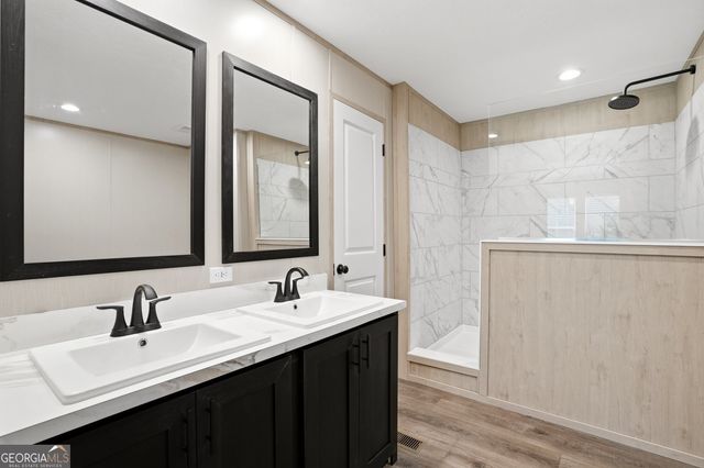 4909 Price Road, Gainesville, GA 30506