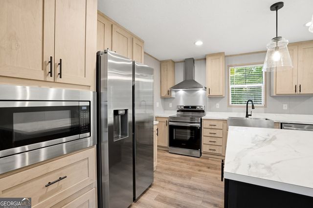 4909 Price Road, Gainesville, GA 30506