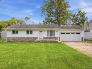 48188 Forbes Drive, Chesterfield, MI 48047