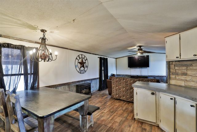618 Derstine Road, Merkel, TX 79536