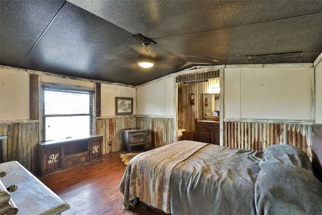 618 Derstine Road, Merkel, TX 79536