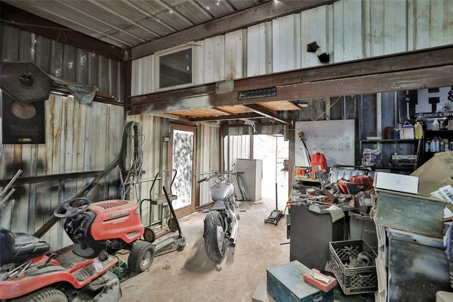618 Derstine Road, Merkel, TX 79536