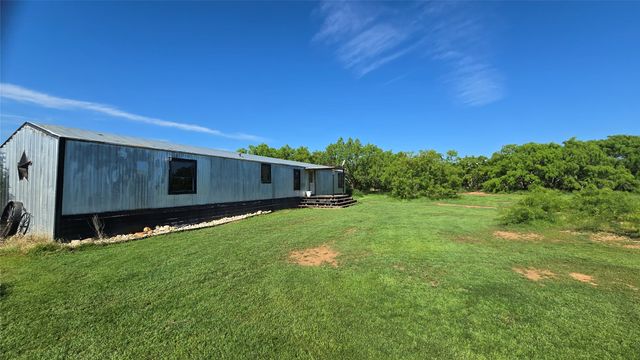 618 Derstine Road, Merkel, TX 79536