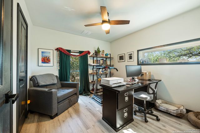 144 County Road 7725, Natalia, TX 78059