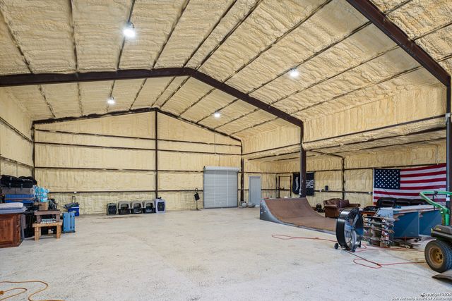 144 County Road 7725, Natalia, TX 78059