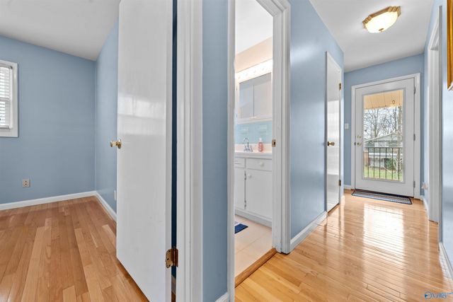 3507 Mae Drive SE, Huntsville, AL 35801