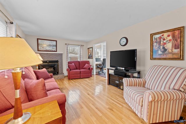 3507 Mae Drive SE, Huntsville, AL 35801