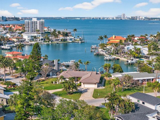 3103 WEDGEWOOD DRIVE, Belleair Beach, FL 33786