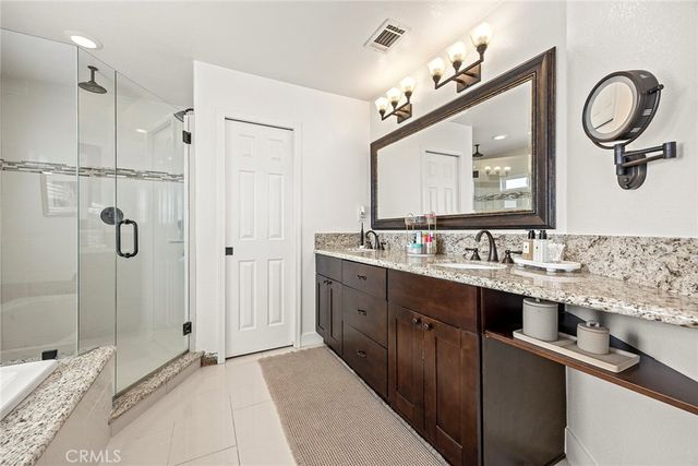 15914 West, Whittier, CA 90603