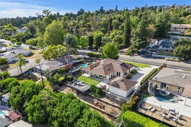 15914 West, Whittier, CA 90603