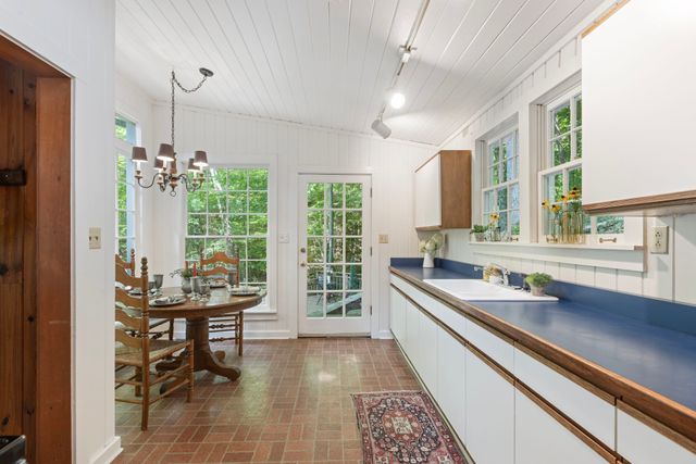 7941 Fernvale Rd, Fairview, TN 37062