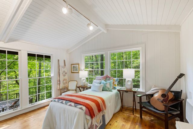 7941 Fernvale Rd, Fairview, TN 37062