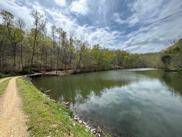 7941 Fernvale Rd, Fairview, TN 37062