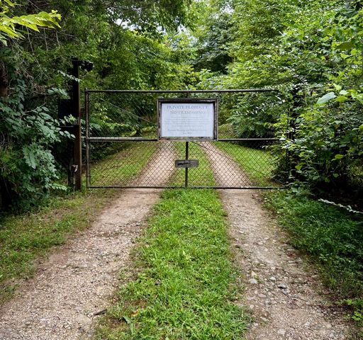 7941 Fernvale Rd, Fairview, TN 37062