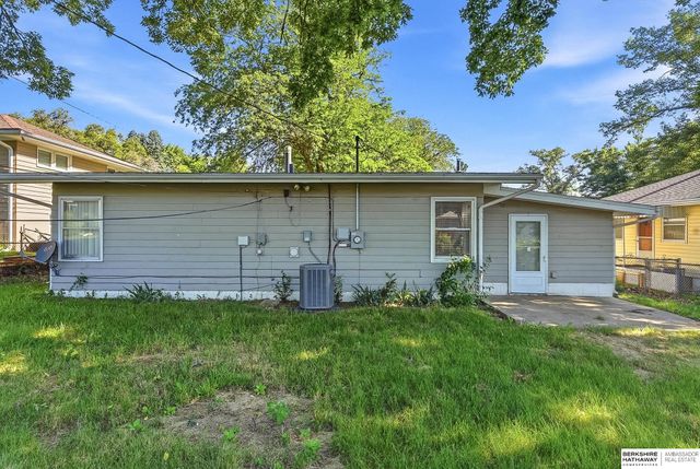 4925 Browne Street, Omaha, NE 68104