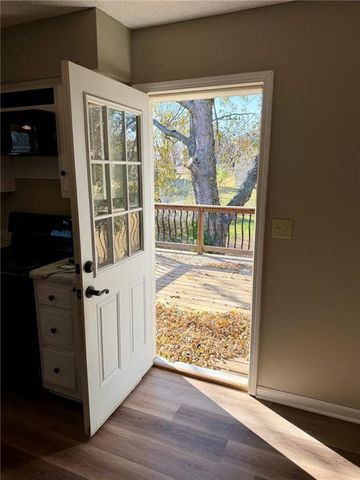 406 Chapel Road, Warrensburg, MO 64093