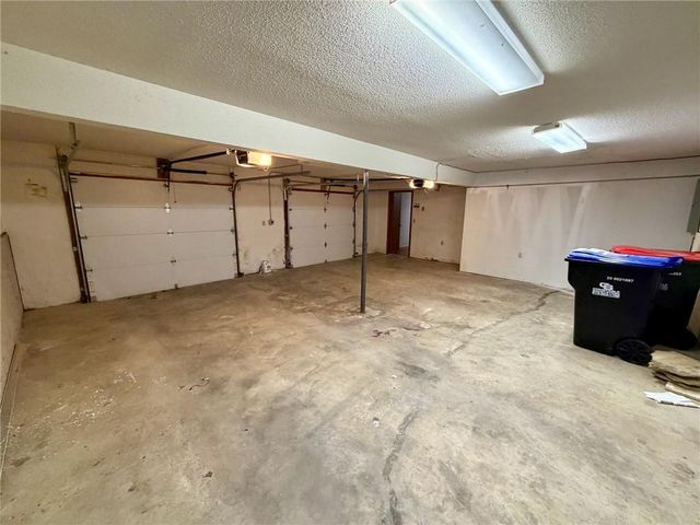 406 Chapel Road, Warrensburg, MO 64093