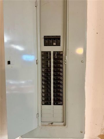 406 Chapel Road, Warrensburg, MO 64093