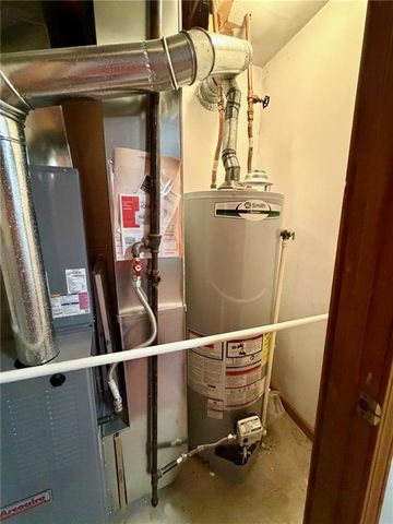 406 Chapel Road, Warrensburg, MO 64093