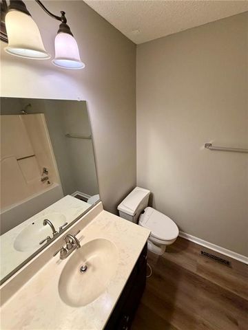 406 Chapel Road, Warrensburg, MO 64093