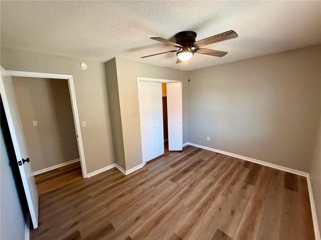 406 Chapel Road, Warrensburg, MO 64093