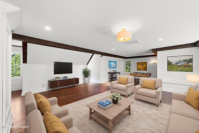 607 Queensferry Rd Road, Cary, NC 27511