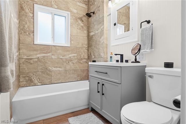 250 Morningview Avenue, Akron, OH 44305