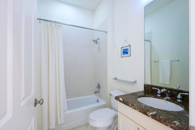 233 Andalusia Drive, Palm Beach Gardens, FL 33418