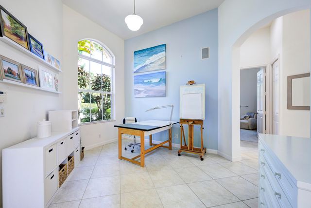 233 Andalusia Drive, Palm Beach Gardens, FL 33418