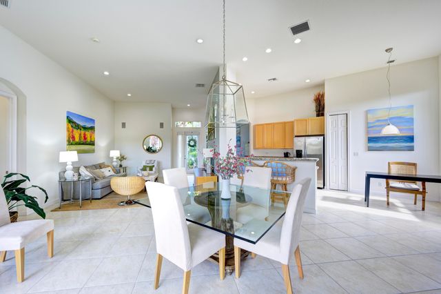 233 Andalusia Drive, Palm Beach Gardens, FL 33418