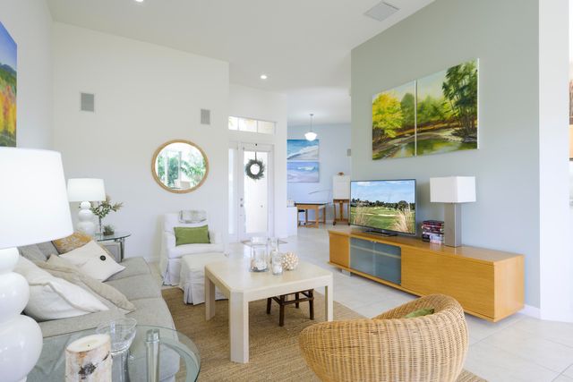 233 Andalusia Drive, Palm Beach Gardens, FL 33418