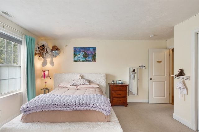 46 Jordan Road, Holden, MA 01520