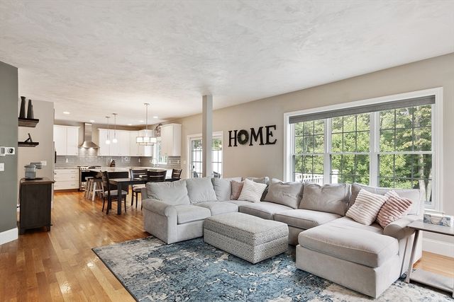 46 Jordan Road, Holden, MA 01520