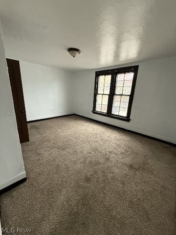 1432 E 33rd Street, Cleveland, OH 44114