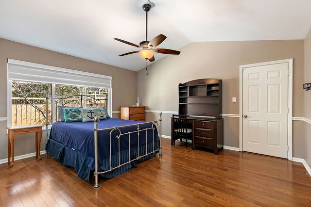 814 OAK HILL Road, Lake Barrington, IL 60010