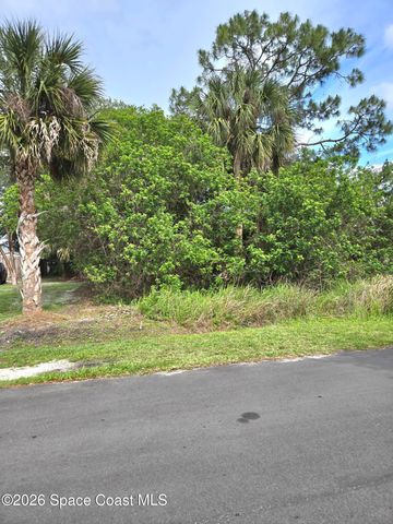 697 Scotten Avenue SW, Palm Bay, FL 32908
