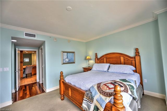 2104 W First ST # 704, Fort Myers, FL 33901