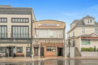 433 White Plains Road, Eastchester, NY 10709