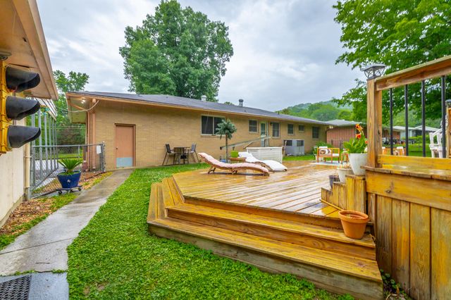 720 Fricks Lane, Rossville, GA 30741