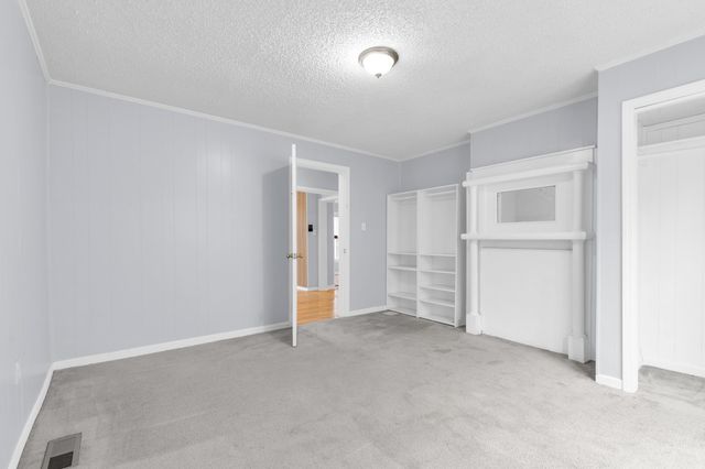 321 N Dean Street, Spartanburg, SC 29302